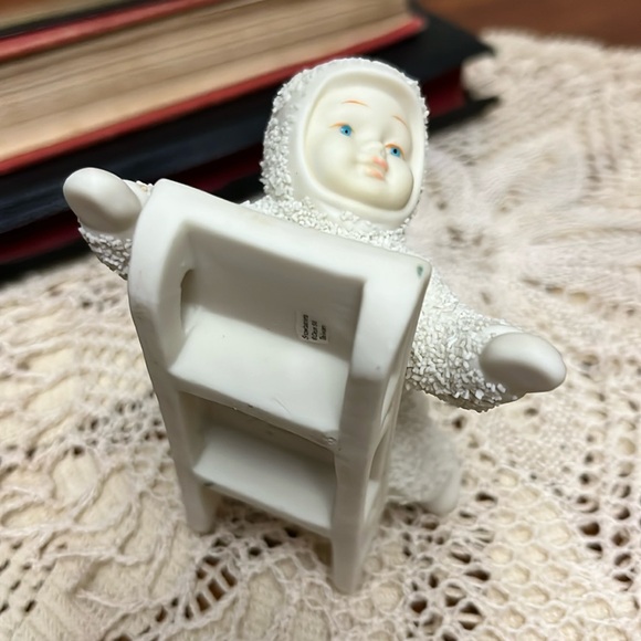 “Hold on Tight” Dept 56 Snowbabies - Picture 2 of 8